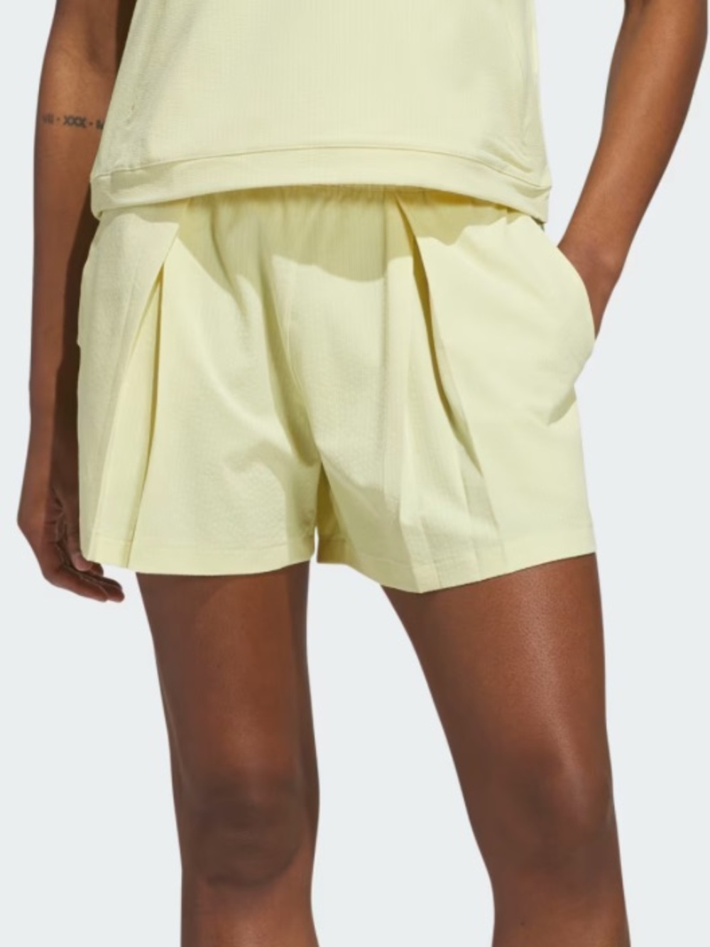 ADIDAS Go To Pleated Shorts Powder Yellow Size XL NEW